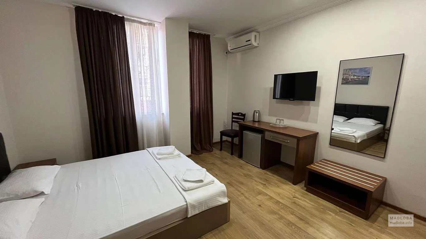 Гостевой номер отеля "Ventura" в Батуми