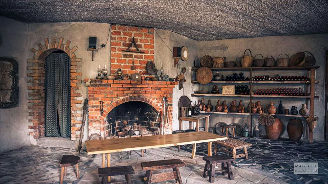 Винный погреб винодельни  Otia's Ezo