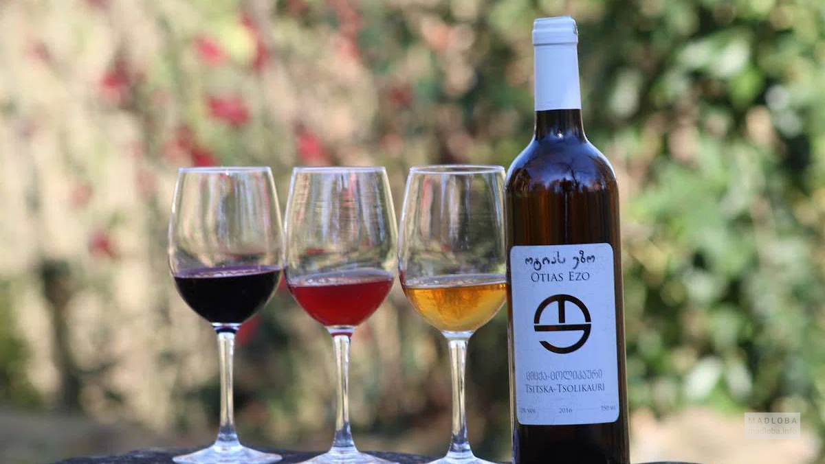 Вино с винодельни Otia's Ezo