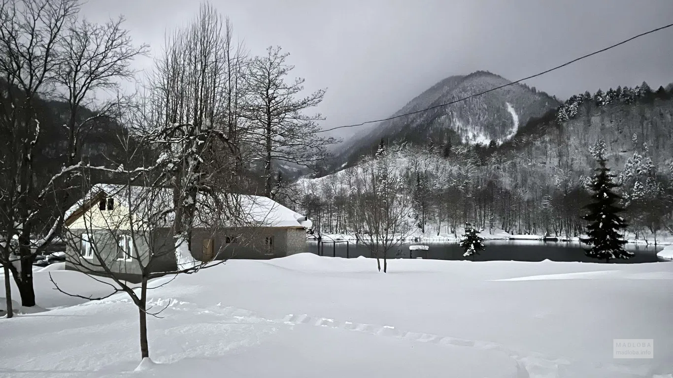 Снежная зима на Озерах Кулбаки