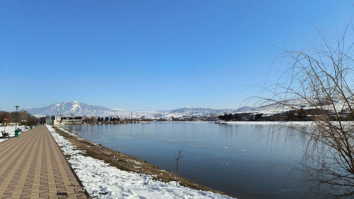 Lake Akhaltsikhe