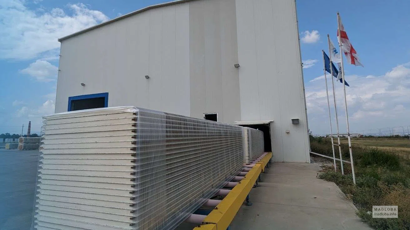 Panex — производитель сэндвич-панелей и строительных решений