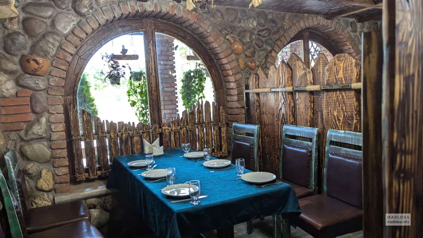 Pesvebi Restaurant