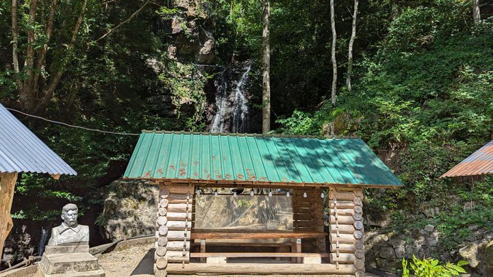 Stalin's Waterfall in Chveletana