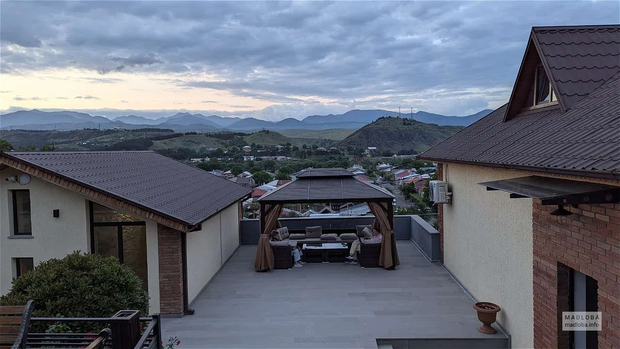 Terrace Akhaltsikhe Hotel — 4★ отель с видом на Рабат и уютной террасой