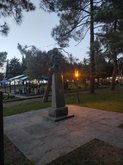 Памятник Эгнату Ниношвили