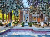 პეტრე ჩაიკოვსკის ძეგლი
