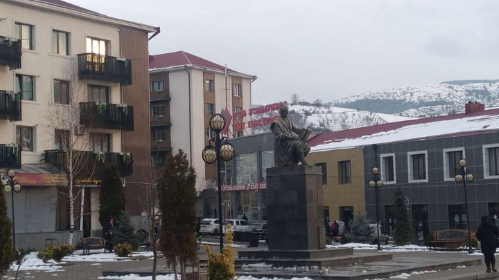 Statue of Shota Rustaveli