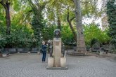 Monument to Sofiko Chiaureli
