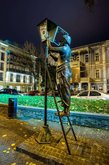 Monument to the Lamplighter