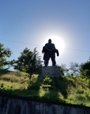 მეორე მსოფლიო ომის მემორიალი "ძეგლი ჯარისკაცის მამისადმი"