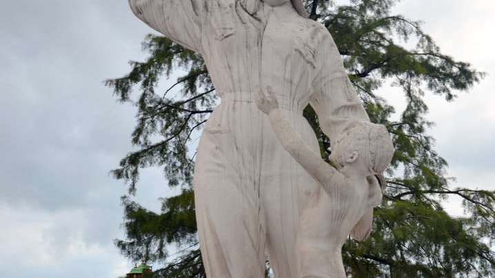 Sculpture of Fadiko Gogitidze