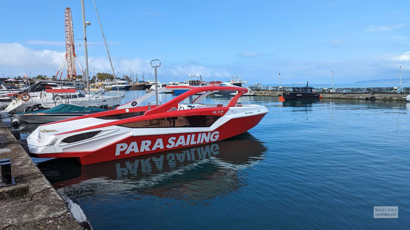 Boat "Para Sailing"