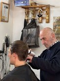 Парикмахер (мужской мастер)