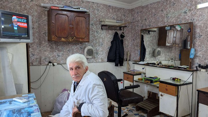 Hairdresser (Petra Melikishvili St., 93)