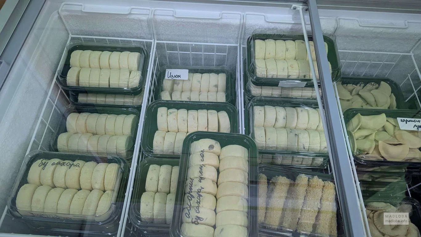 Полуфабрикаты в магазине Pelmenidze