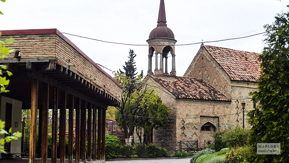 Мы посетили церковь Святого Николая Чудотворца в городе Демре, Турция. Цер | Instagram