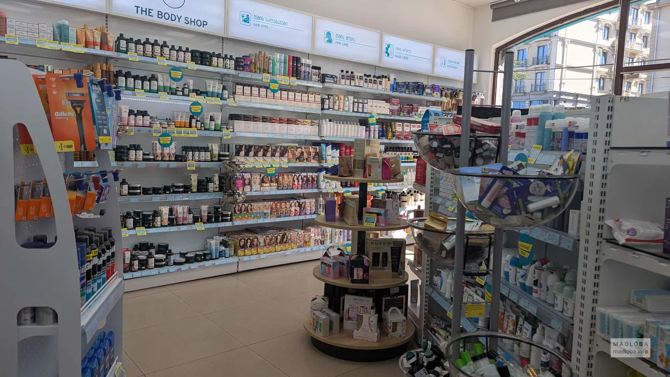 косметика в аптеке Pharmadepot