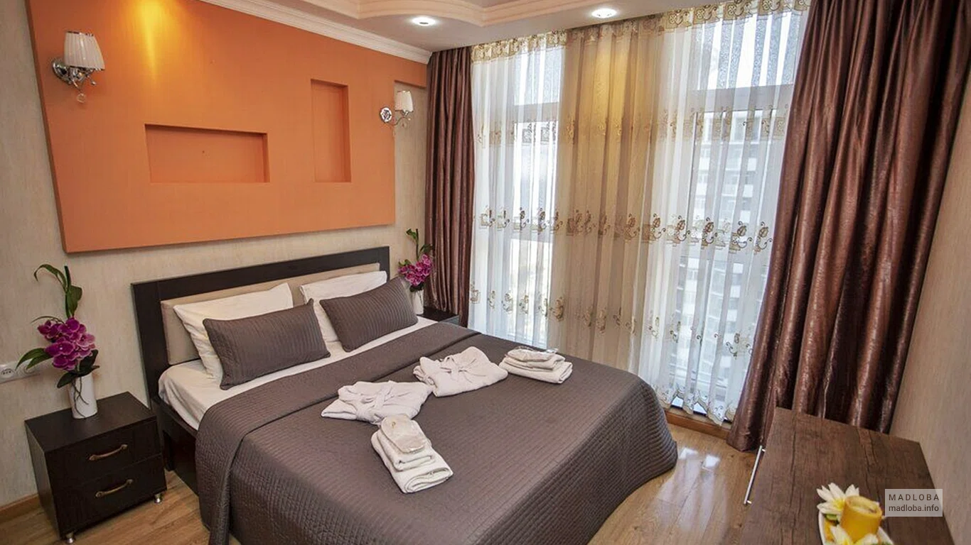 Спальня в отеле Пиросмани