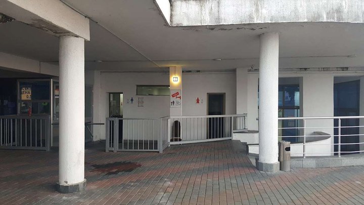 Платный туалет на ж/д вокзале