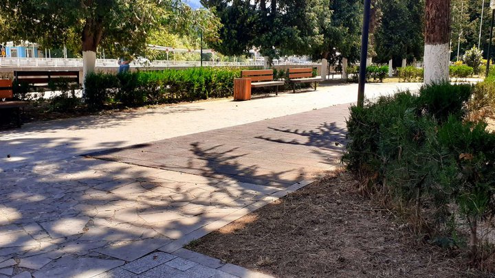 Children's playground and park on the banks of the Kura River