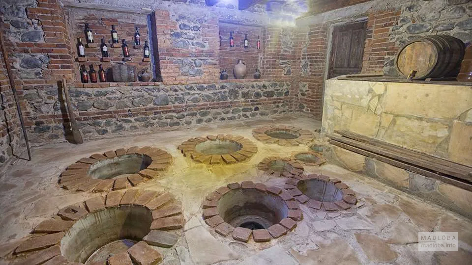 Подвал Натриашвили — погреб с имеретинскими квеври и семейным вином в Дими