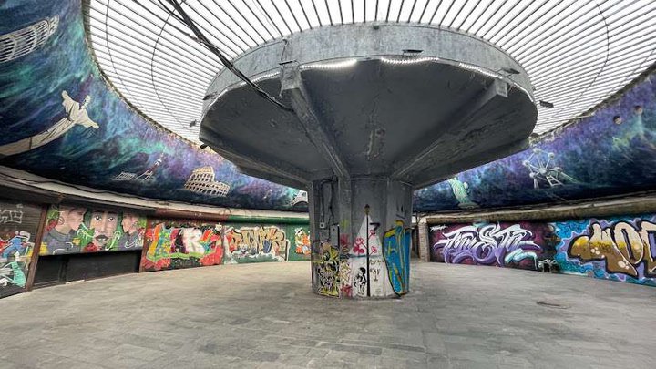 Underpass with graffiti (Vake Park)