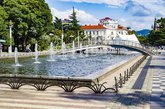 Танцующие Фонтаны на Батумском бульваре