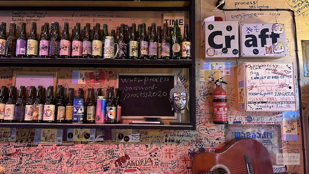 Крафтовое пиво, сидры и винтажный джукбокс