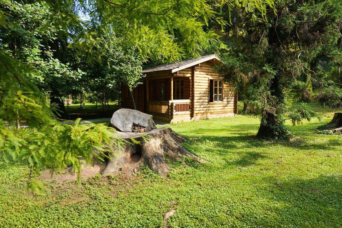 Red-Fedora-Travels.original