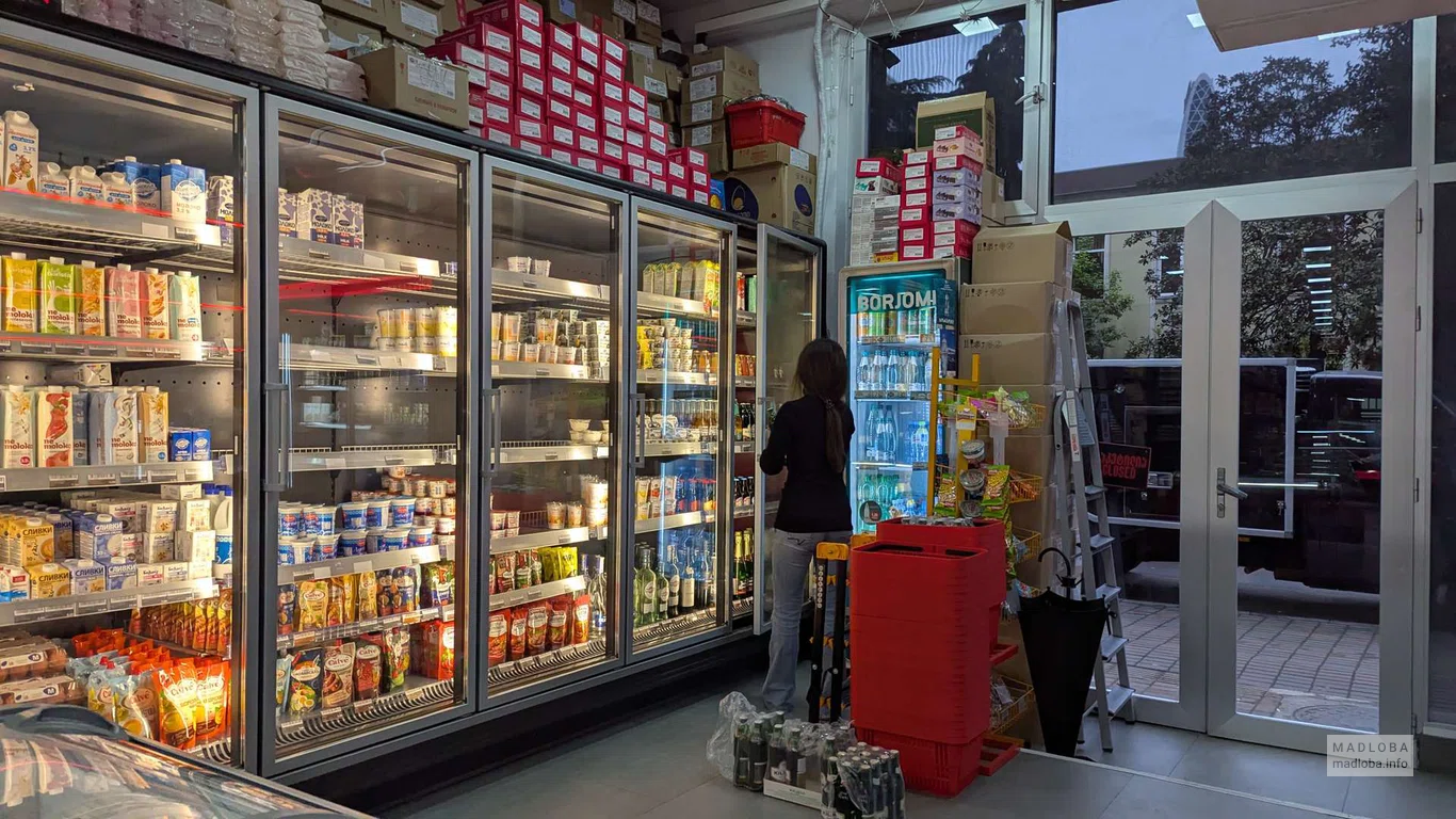 Молочная продукция в магазине Red Market