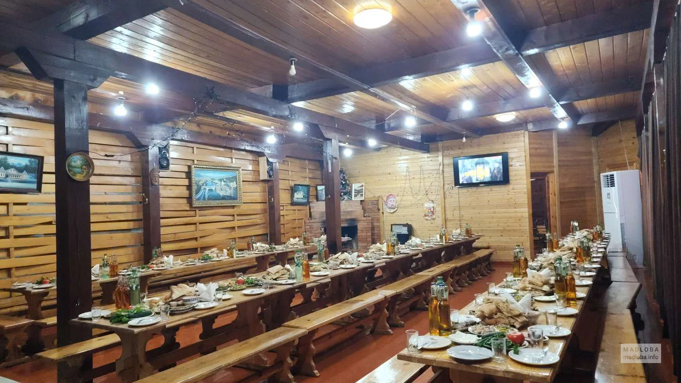 Ресторан «Restaurant Pako» в Адигени