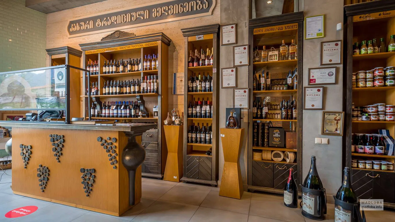 Барная стойка ресторана «The Chamber of Wine»