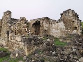 Руины главной дарбазули церкви Цопи