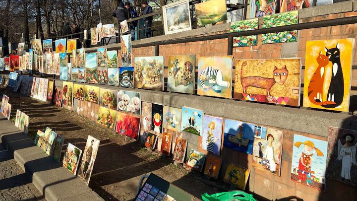 Рынок «Сухой мост» (арт-часть на мосту)