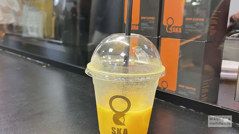 Напиток в SKA Juice Bar