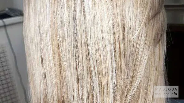 Окрашивание волос в салоне красоты "Mriya (ул. Вахтанга Горгасали 138)"