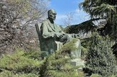Скульптура Эквтиме Такаишвили