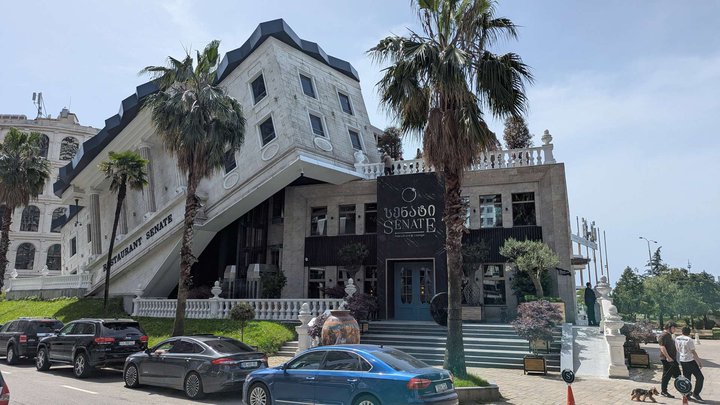 Senate Restaurant & Lounge