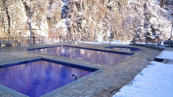 Sulfur pools of Borjomi