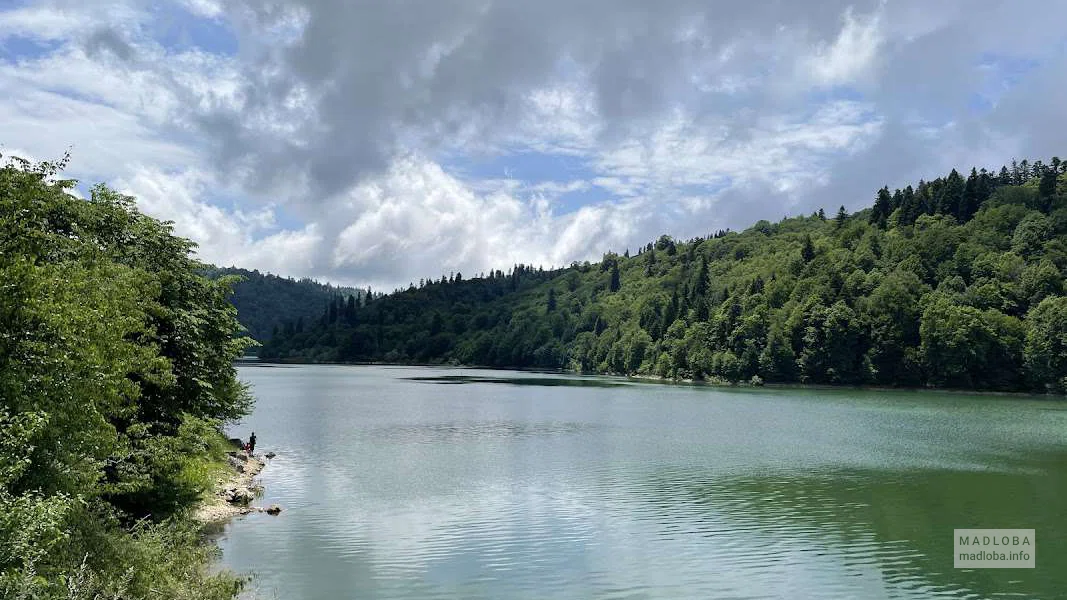 Шаорское водохранилище — скрытый природный жемчуг Рачи