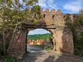Kachalauri Fortress