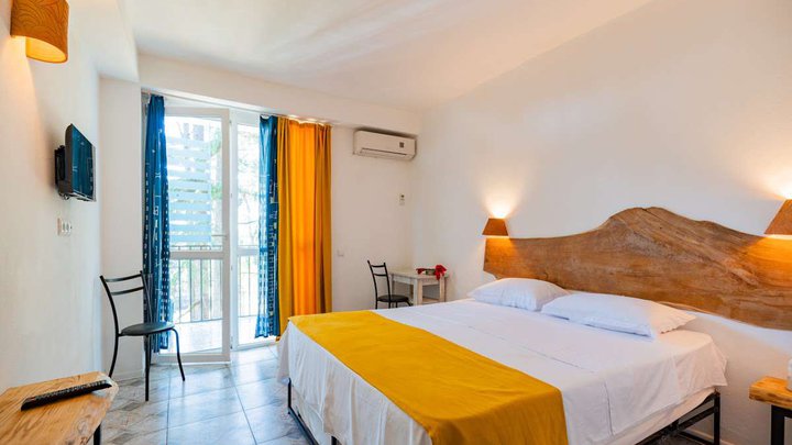 Simple Pleasures Shekvetili Hotel & Cafe