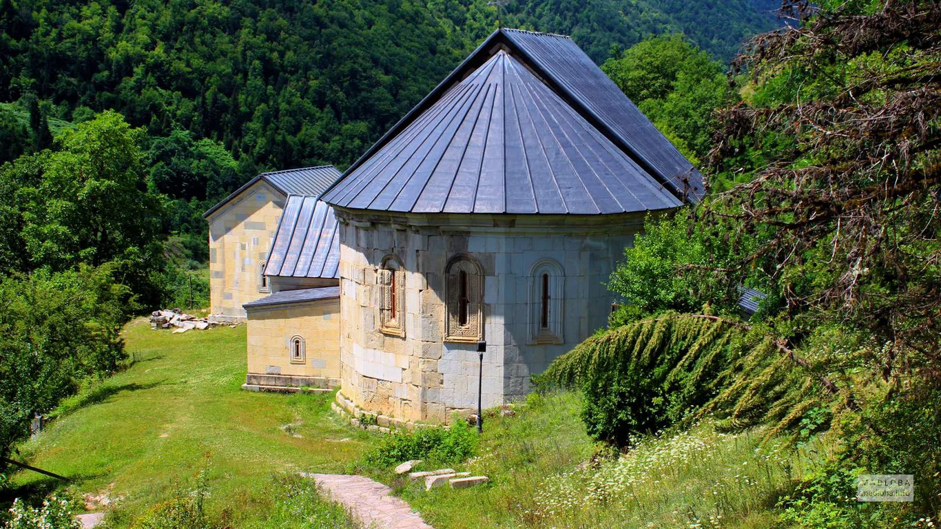 Схалтская церковь