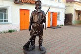 Sculpture "Janitor on Shavteli"