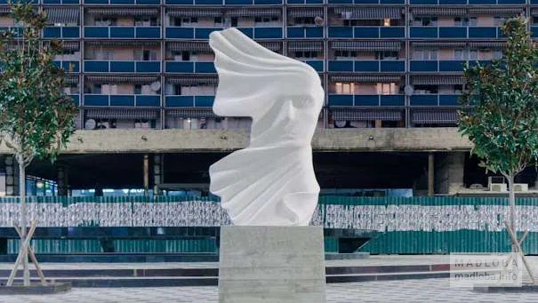 Скульптура "Сопротивление", скульптор Давид Натидзе