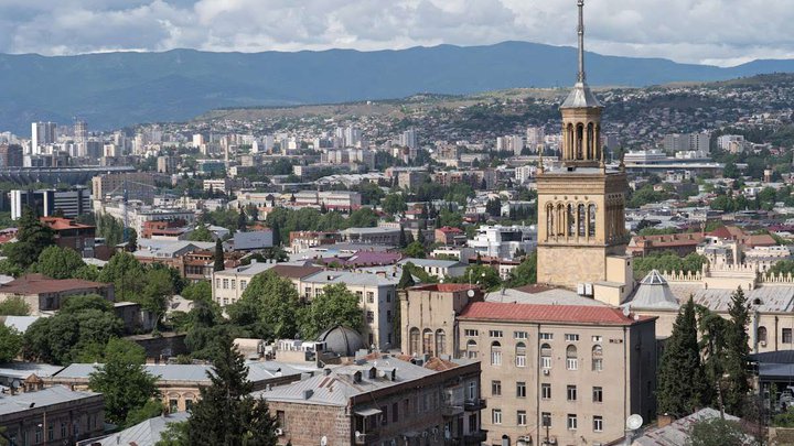 გადახედვა მიხაილ ტვერსკოის ეკლესიას