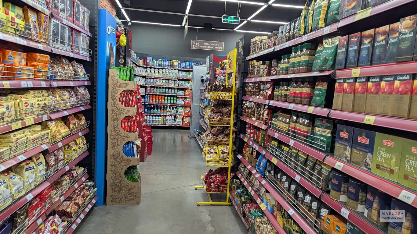 Чай и кофе в супермаркете Spar