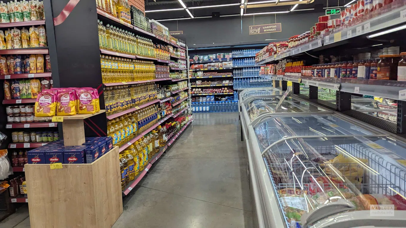 Масло в супермаркете Spar