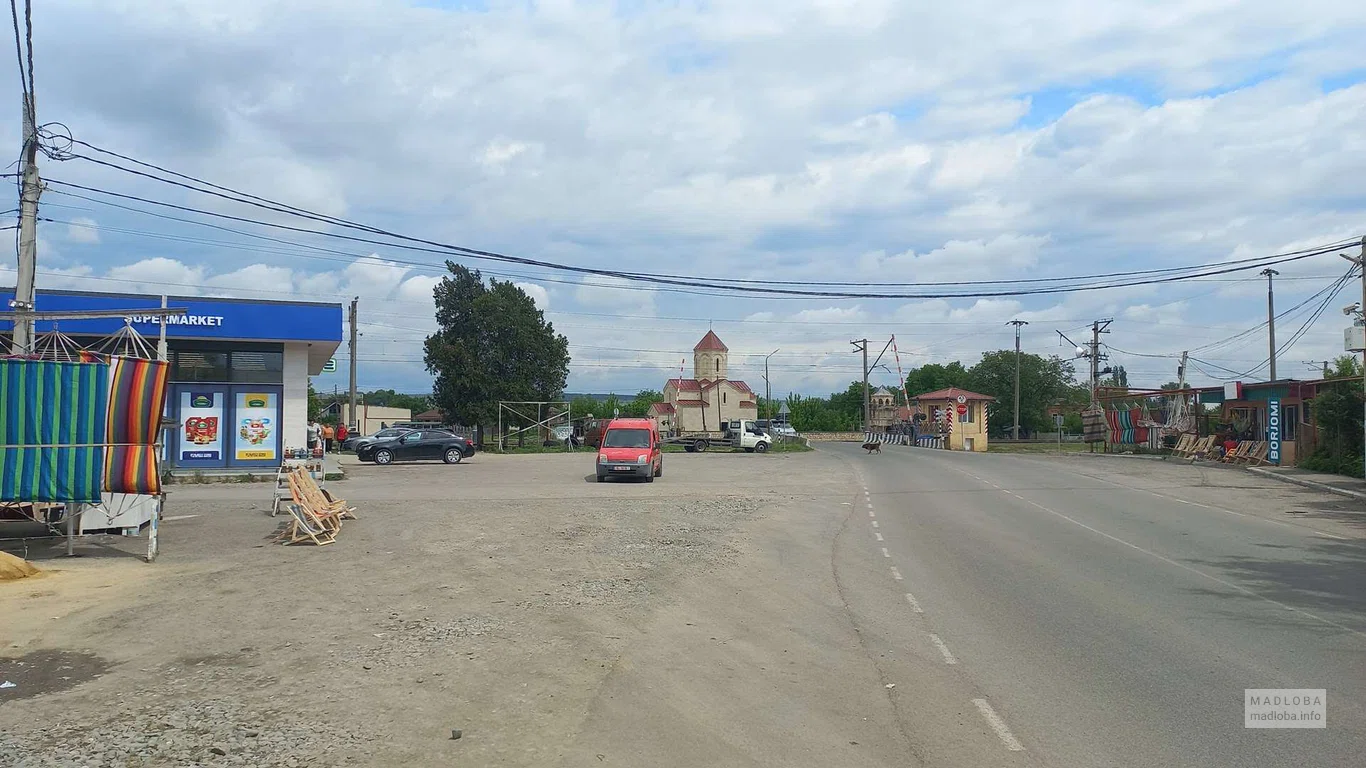 супермаркет Spar в ГОми